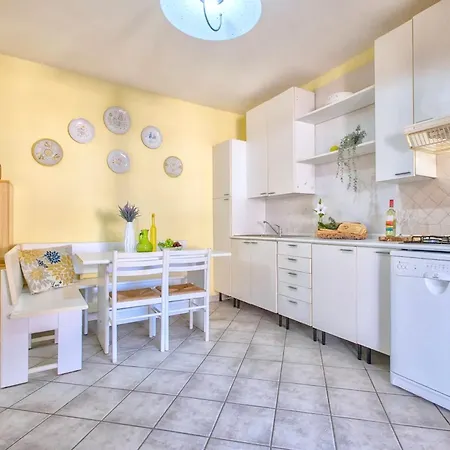 アパート Two Bedrooms In Marinella Just 150 Mt From The Sea *