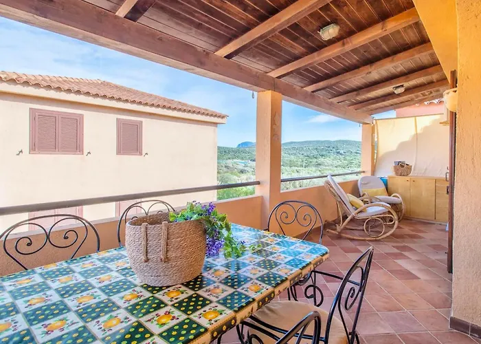 Two Bedrooms In Marinella Just 150 Mt From The Sea Apartman Golfo Aranci