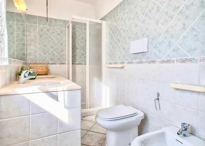 Two Bedrooms In Marinella Just 150 Mt From The Sea Appartement *